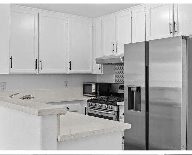 320 Isthmus Way Oceanside, CA 92058 photo 4