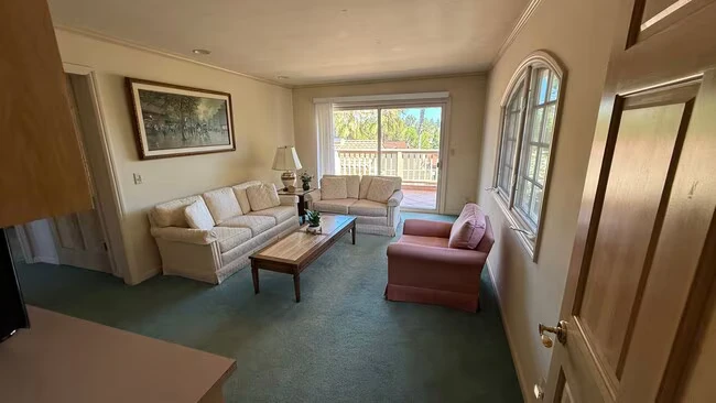 1035 Deanna Dr Menlo Park, CA 94025 photo 3