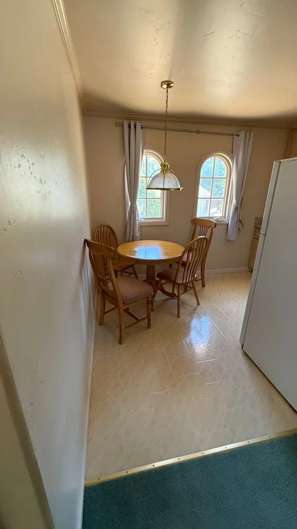 1035 Deanna Dr Menlo Park, CA 94025 photo 4