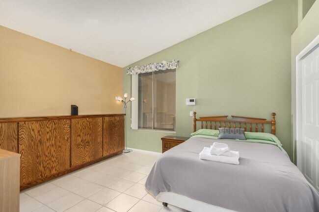 8440 W Alex Ave Peoria, AZ 85382 photo 4