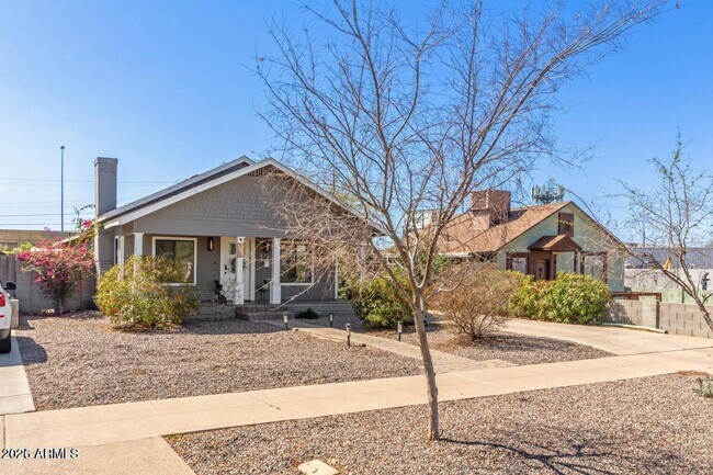 1645 W Willetta St Phoenix, AZ 85007 photo 2