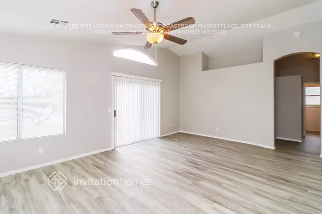 7451 W Via Del Sol Dr Glendale, AZ 85310 photo 5