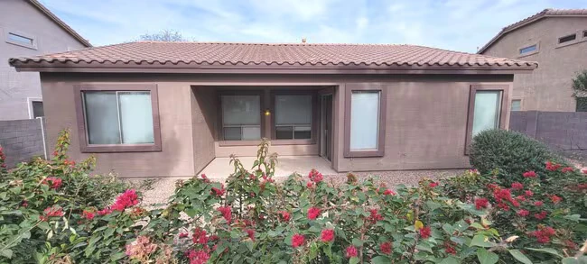 2559 E Wildhorse Pl Chandler, AZ 85286 photo 3