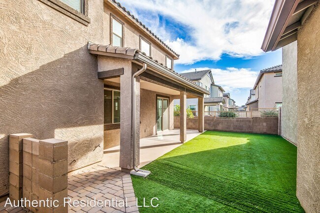 872 S Pheasant Dr Gilbert, AZ 85296 photo 3