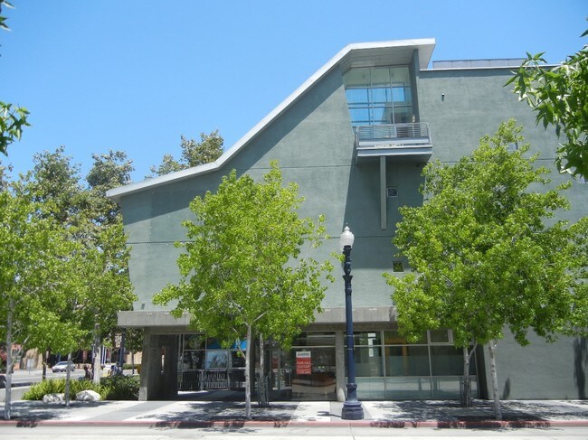 Atria on Market photo 3