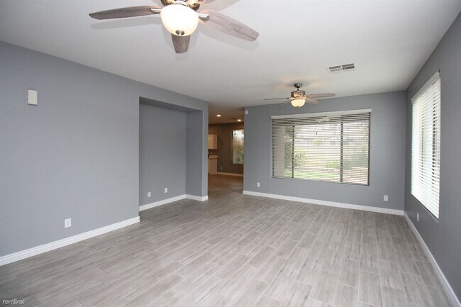 3118 S Southwind Dr Gilbert, AZ 85295 photo 5