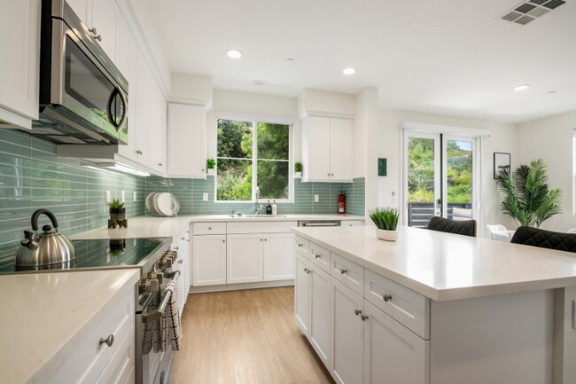 1101 Makena Wy. Oceanside, CA 92054 photo 5