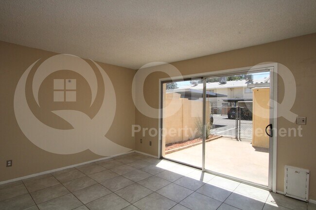3843 S Mill Ave Tempe, AZ 85282 photo 4