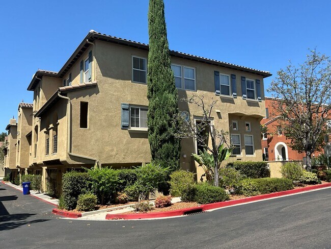 13330 Via Bellarado San Diego, CA 92129 photo 2