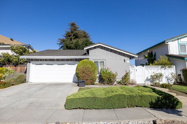 Charming Niles District Home with Private Yard photo 2