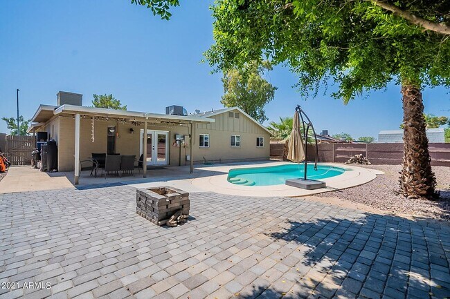 4414 W Altadena Ave Glendale, AZ 85304 photo 4