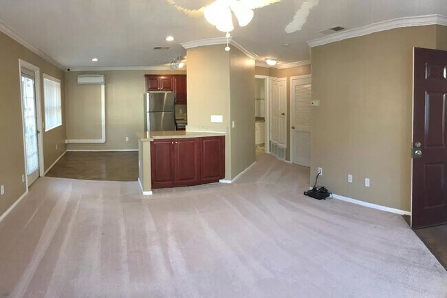 3455 Paseo De Alicia Oceanside, CA 92056 photo 3