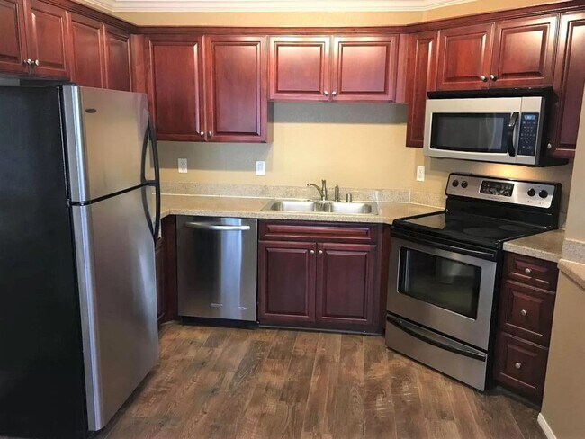 3455 Paseo De Alicia Oceanside, CA 92056