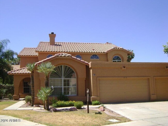 1217 E Lighthouse Ct Gilbert, AZ 85234 photo 2