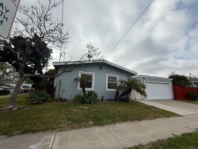 5095 Diane Ave San Diego, CA 92117 photo 4