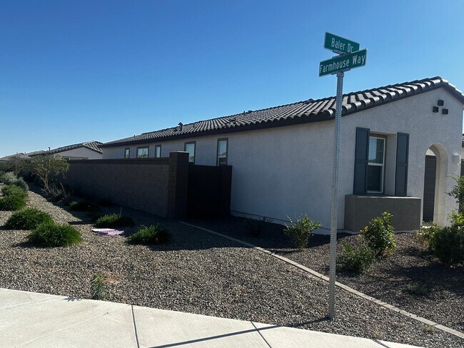 3269 E Baler Dr San Tan Valley, AZ 85140 photo 5