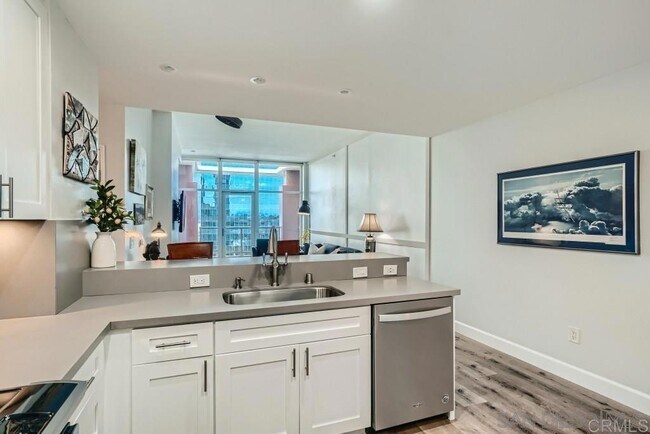 427 Ninth Ave San Diego, CA 92101 photo 3