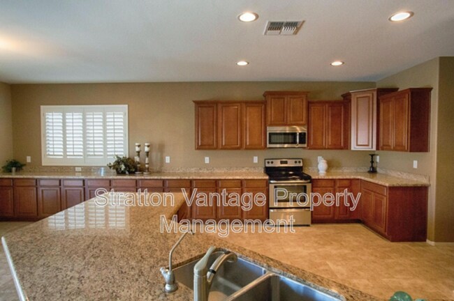 2886 E Eleana Ln Gilbert, AZ 85298 photo 5