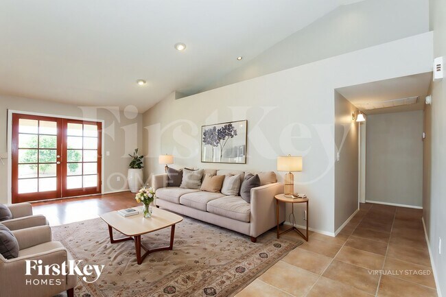 4323 E Beck Ln Phoenix, AZ 85032 photo 4