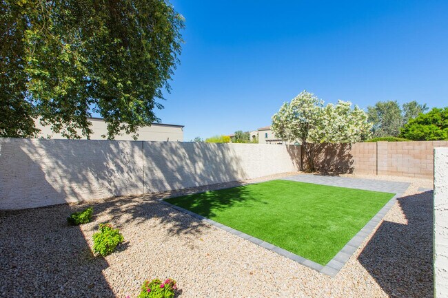 23554 N 73rd Pl Scottsdale, AZ 85255 photo 4