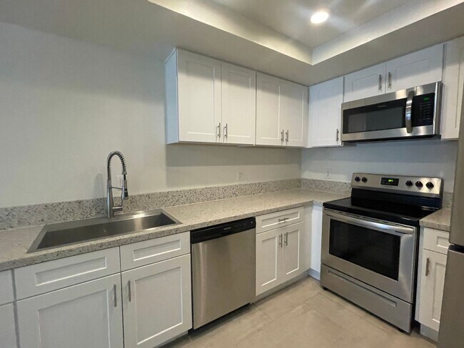 3912 60th St San Diego, CA 92115 photo 2
