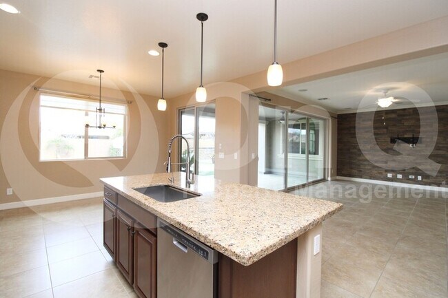 10608 E Lincoln Ave Mesa, AZ 85212 photo 4