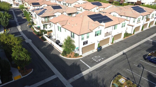 31406 Corte Lindo Temecula, CA 92592 photo 3