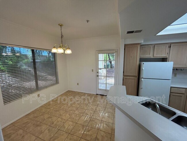 750 E Northern Ave Phoenix, AZ 85020 photo 3