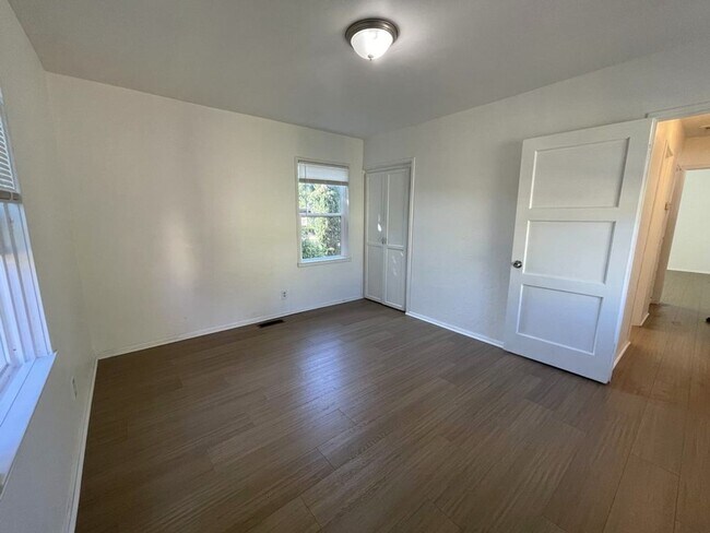 2543 Washington St Lemon Grove, CA 91945 photo 5