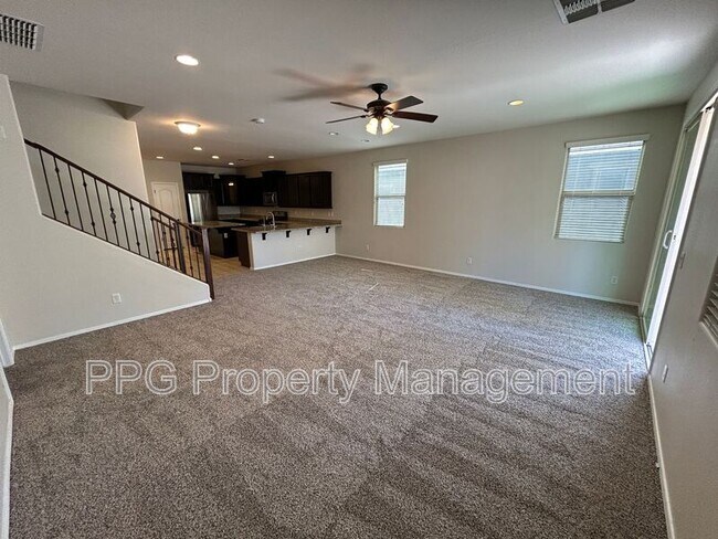 2360 S 170th Dr Goodyear, AZ 85338 photo 3