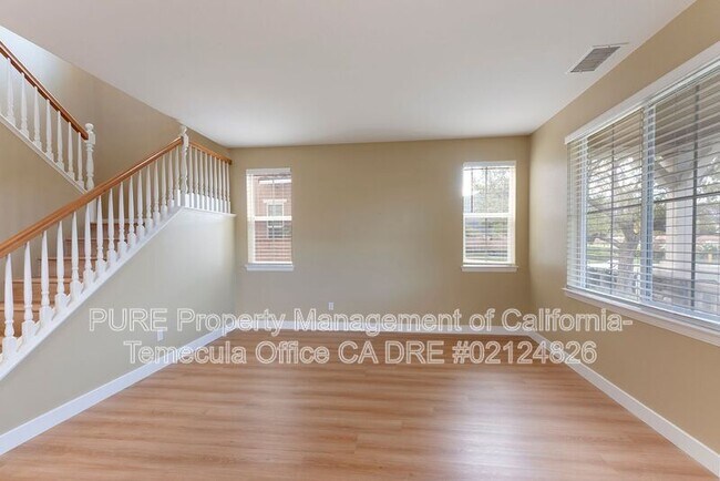 45698 Hawk Ct Temecula, CA 92592 photo 3