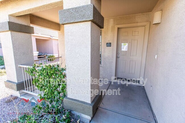 13249 W Mauna Loa Ln Surprise, AZ 85379 photo 5