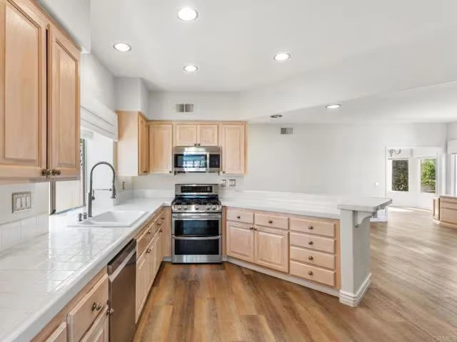 4143 Andros Way Oceanside, CA 92056 photo 5