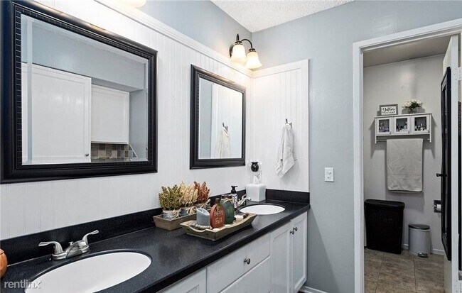 28661 Via Las Flores Murrieta, CA 92563 photo 3