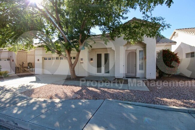 18230 N 48th Pl Scottsdale, AZ 85254 photo 2