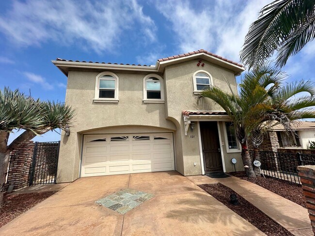 525 12th St Imperial Beach, CA 91932