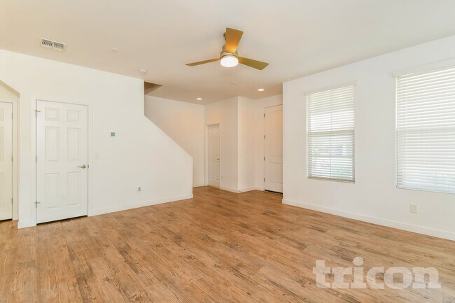 9310 E Strobe Ave Mesa, AZ 85212 photo 3
