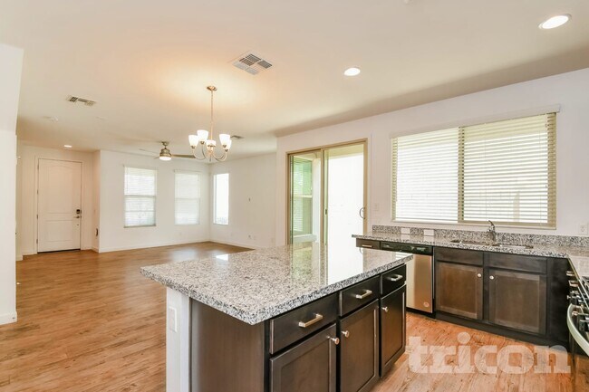 9310 E Strobe Ave Mesa, AZ 85212 photo 5