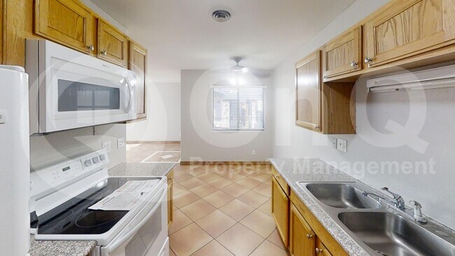 4109 E Moreland St Phoenix, AZ 85008 photo 4