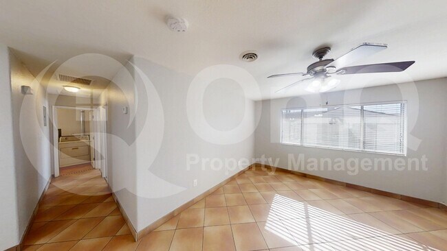 4109 E Moreland St Phoenix, AZ 85008 photo 5