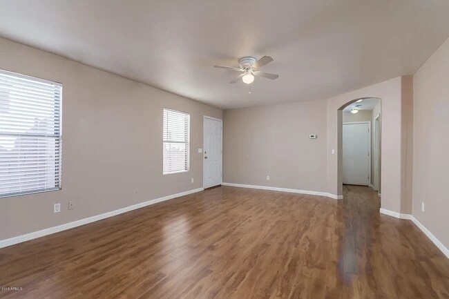 10864 E Clovis Ave photo 4