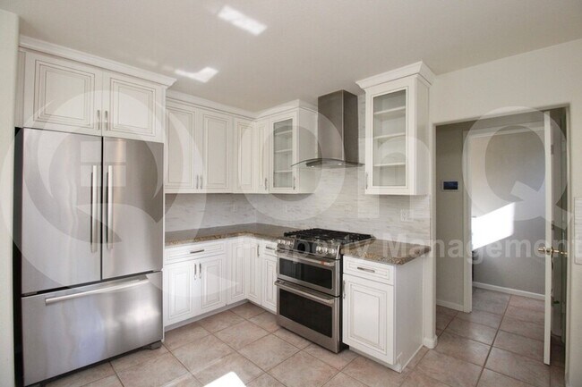 7650 E Williams Dr Scottsdale, AZ 85255 photo 4