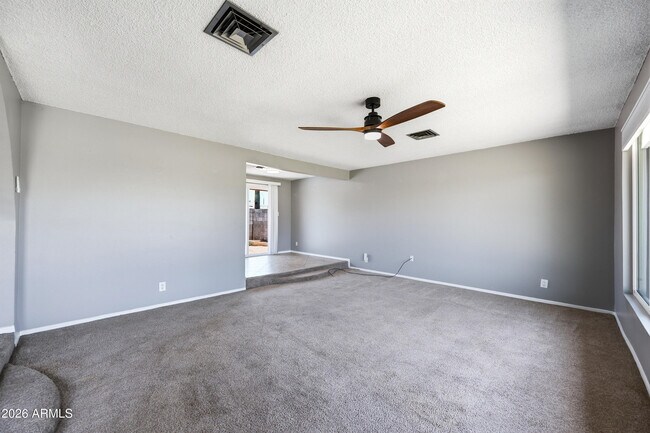 3737 W Griswold Rd Phoenix, AZ 85051 photo 3