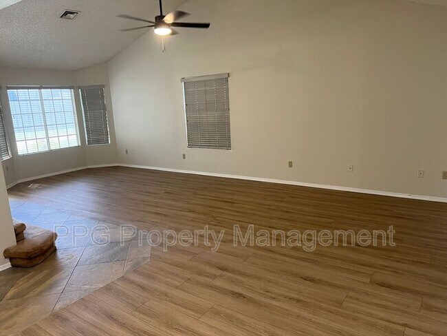 240 S Rush Cir W Chandler, AZ 85226 photo 3