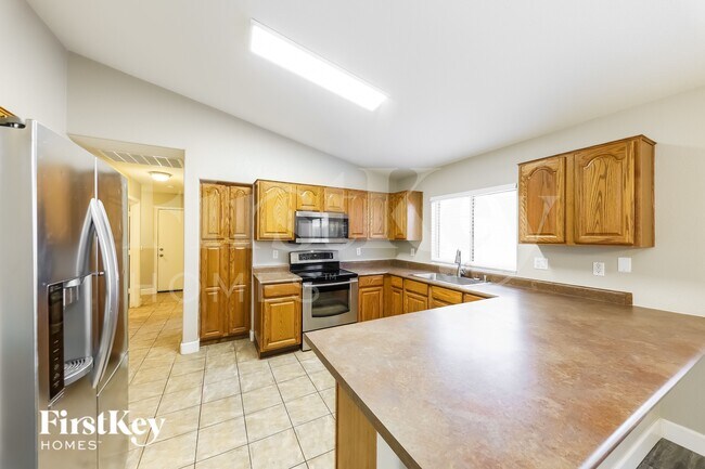 18139 N 113th Ave Surprise, AZ 85378 photo 5