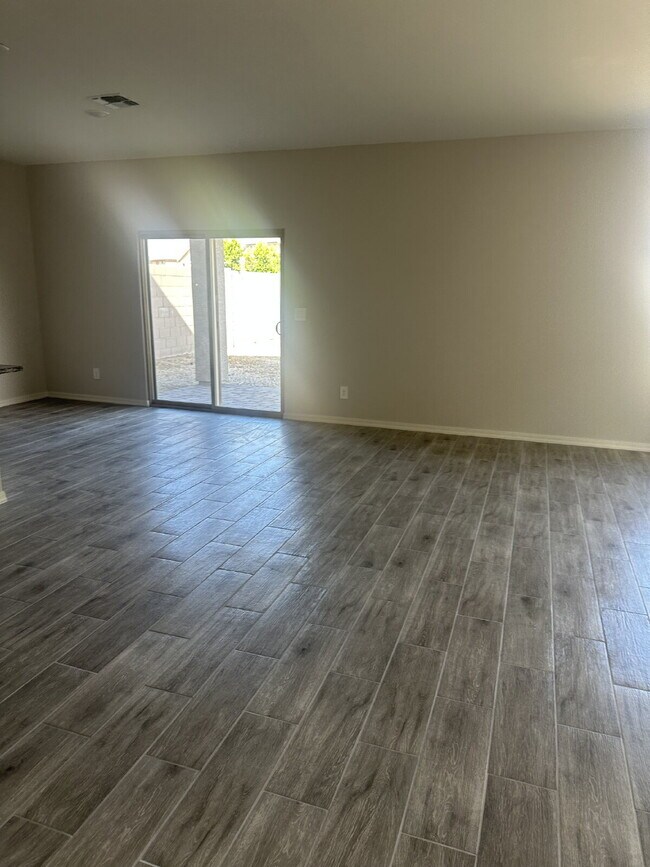 4730 N 193rd Dr Litchfield Park, AZ 85340 photo 5
