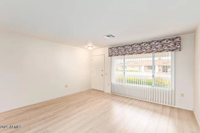 19802 N Concho Cir Sun City, AZ 85373 photo 5