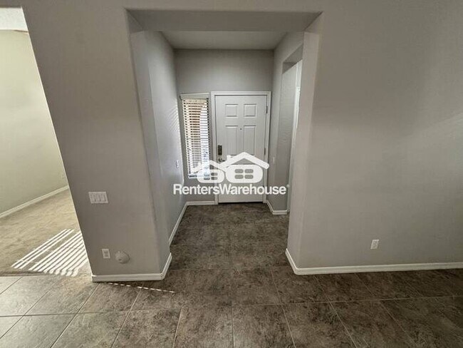 1933 W Davis Rd Phoenix, AZ 85023 photo 3