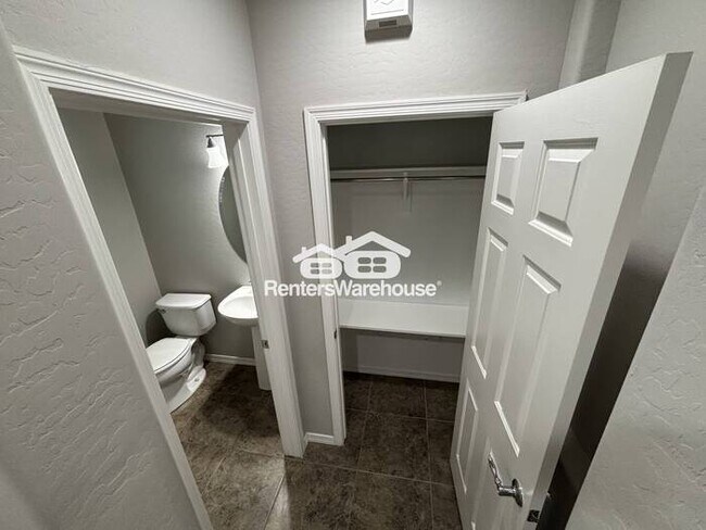 1933 W Davis Rd Phoenix, AZ 85023 photo 5