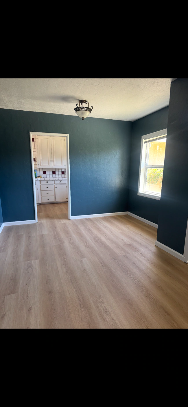 1126 Leggett St Antioch, CA 94509 photo 4